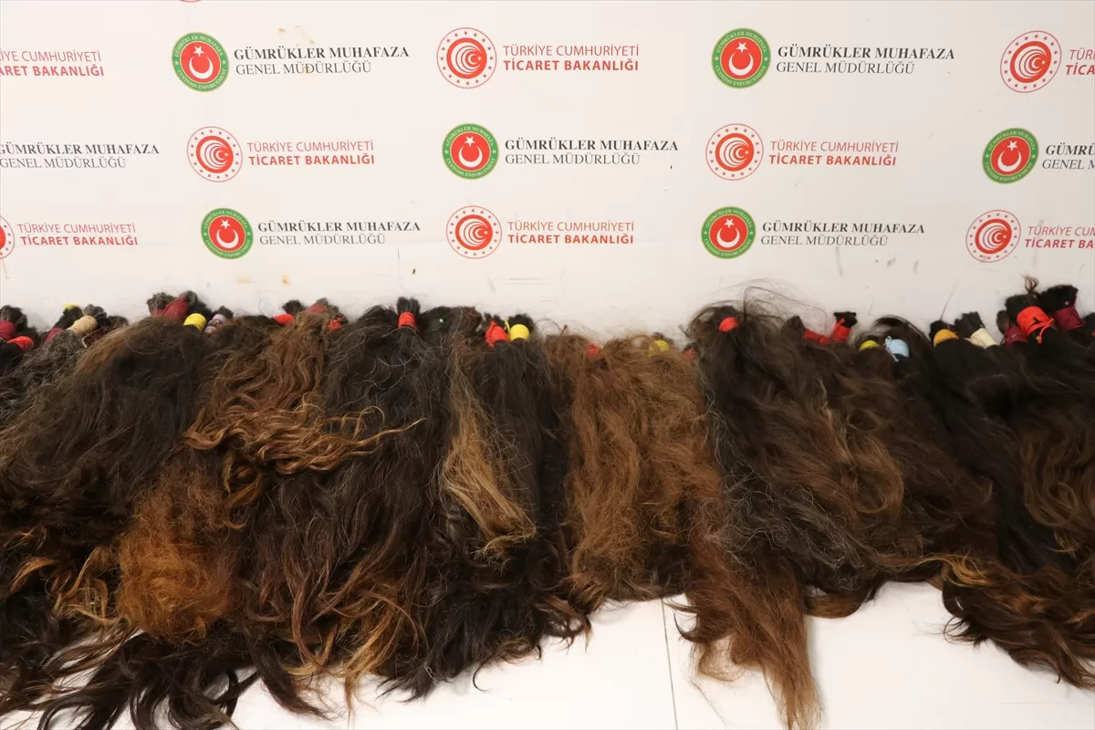 Gümrük Muhafaza ekipleri 1,3 milyon lira değerinde kaçak insan saçı ele geçirdi