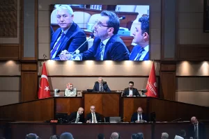 İSTANBUL (AA) – İstanbul Büyükşehir Belediye (İBB) Meclisi'nde, akıllı otobüs