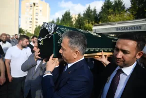 - Törene, Yurtseven'in ailesinin yanı sıra İçişleri Bakanı Ali Yerlikaya,