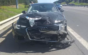 İSTANBUL (AA) – İstanbul'da TEM Otoyolu'nda 3 aracın karıştığı zincirleme