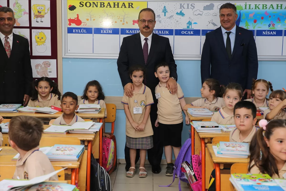 İzmir ve çevre illerde yeni eğitim öğretim yılı başladı