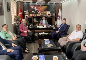 KIRŞEHİR (AA) – Türkiye'nin çeşitli kentlerinden gelen kadın kooperatifleri mensupları,