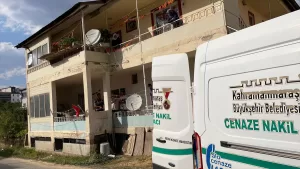 KAHRAMANMARAŞ (AA) – Kahramanmaraş'ın Göksun ilçesinde, müstakil evin ikinci katından