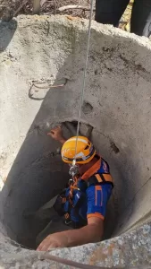 KIRIKKALE (AA) – Kırıkkale'de 20 metre derinliğindeki su kuyusuna düşen