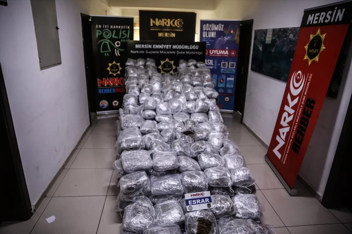 Mersin ve Diyarbakır'da 2 zehir taciri ile 389 kilogram uyuşturucu madde yakalandı