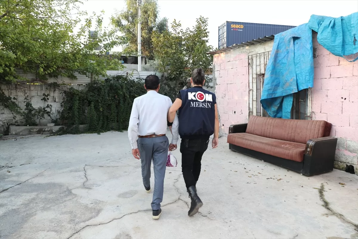 GÜNCELLEME – Mersin'de “dublör” kullanarak dolandırıcılık yaptıkları iddiasıyla 21 şüpheli yakalandı