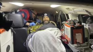 - Dağcı Mark Dickey'in tedavi için helikopterle Mersin Şehir Eğitim