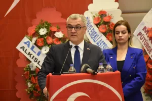 - "Cumhur İttifakı adayları, muhalefetin elindeki bütün belediyeleri başta 11