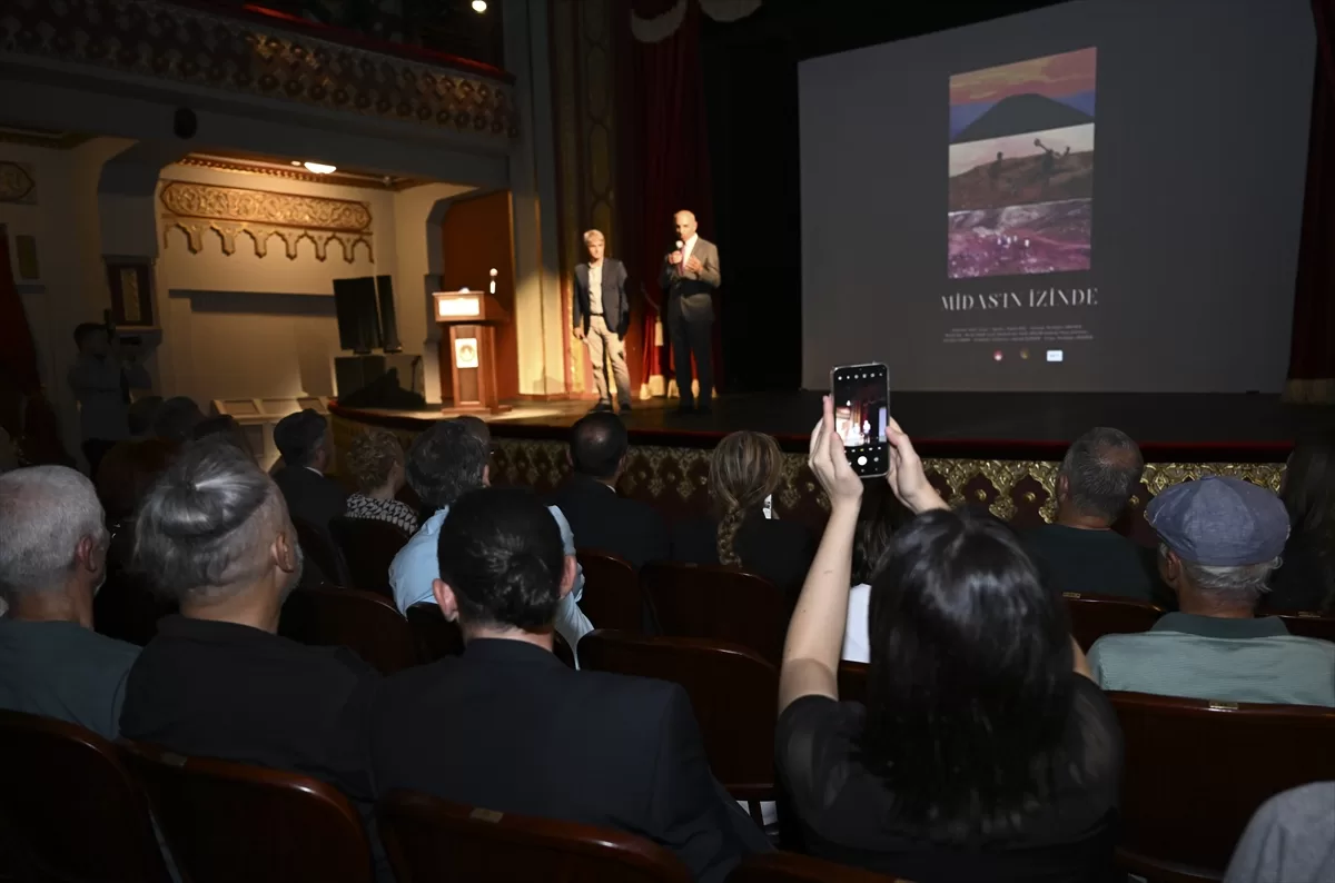 “Midas'ın İzinde” belgeselinin ilk gösterimi Ankara Resim Heykel Müzesi'nde gerçekleştirildi