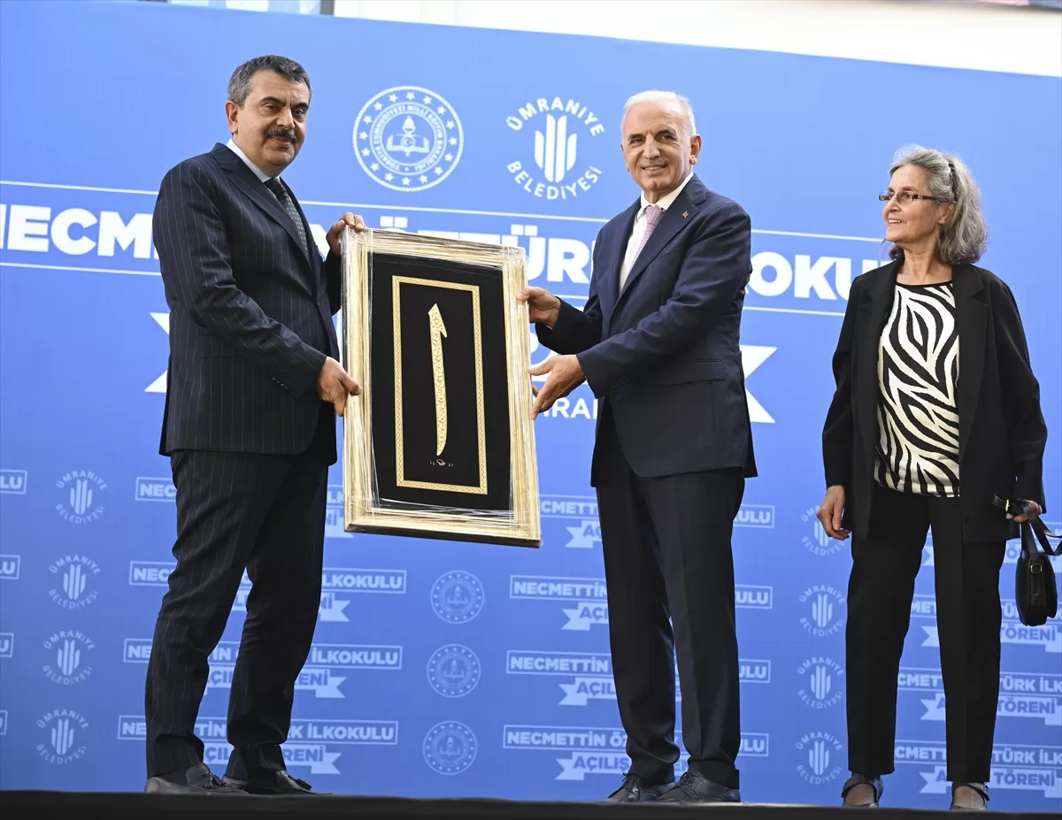 Bakan Tekin, Necmettin Öztürk İlkokulu Açılış Töreni'nde konuştu: