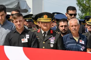 İZMİR (AA) – Pençe-Kilit operasyonu bölgesinde terör örgütünün döşediği el