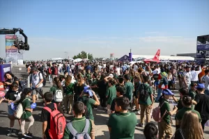 - Havacılık, uzay ve teknoloji festivali TEKNOFEST'in İzmir ayağı, SOLOTÜRK