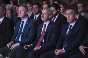 İSTANBUL (AA) – Ulaştırma ve Altyapı Bakanı Abdulkadir Uraloğlu, Basra