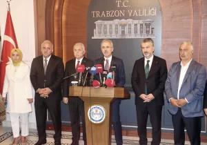 TRABZON (AA) – Ulaştırma ve Altyapı Bakanı Abdulkadir Uraloğlu, 3