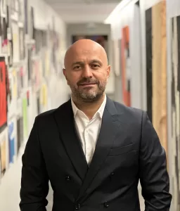 - Semih Kara, ÜNLÜ & Co'nun iştiraki ÜNLÜ Portföy'e genel