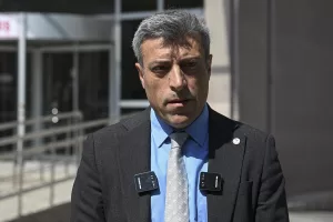 - Sanık Serhat Koçu'nun, "kamu görevlisini kasten öldürmeye teşebbüs" suçundan