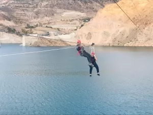 - Aytekin, bir endüstriyel dağcı tarafından kurtarıldı
