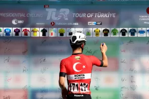 MUĞLA (AA) – Cumhurbaşkanlığı himayesinde Türkiye Bisiklet Federasyonu tarafından düzenlenen