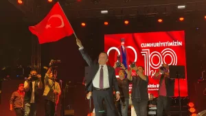 ANTALYA (AA) – Antalya'nın Alanya ilçesinde, Cumhuriyetin 100. yılı dolayısıyla