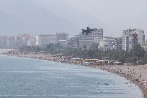 ANTALYA (AA) – Cumhuriyet'in 100. yılı kutlamaları kapsamında 2 F-16