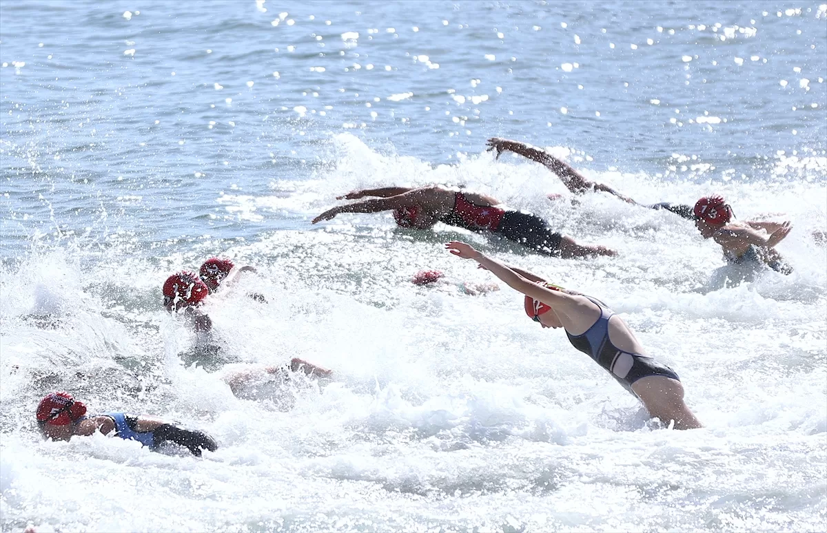 Avrupa Triatlon Kupası yarışları Mersin'de başladı