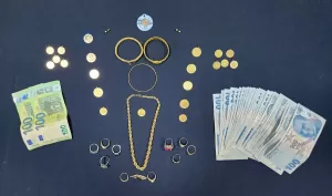 ANKARA (AA) – Başkentte kendilerini polis veya savcı olarak tanıttıkları