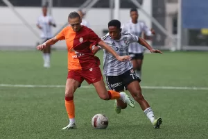 - Beşiktaş United Payment: 2 - Galatasaray Petrol Ofisi: 0