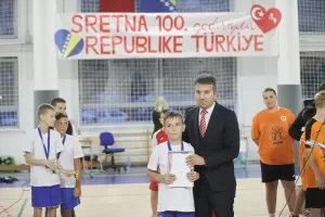 SARAYBOSNA (AA) – Bosna Hersek'in başkenti Saraybosna'da, Türkiye Cumhuriyeti'nin 100.