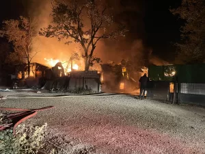 İSTANBUL (AA) – Çatalca'da plastik imalatı yapılan fabrikada çıkan yangına