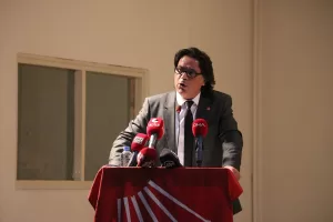 - "'Bak bizim evde bir değişiklik var' demezsek, 'biz gençleştik,