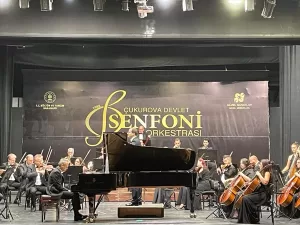 ADANA (AA) – Çukurova Devlet Senfoni Orkestrası (ÇDSO) tarafından klasik