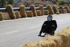 ERZİNCAN (AA) – Dünya Kaykay İniş Şampiyonası, Erzincan Ergan Dağı'nda