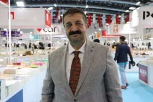 ELAZIĞ (AA) – Elazığ Belediyesince düzenlenen "4. Ulusal Kitap Fuarı"