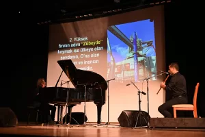 - Erdemir'in 100. yıl konserinde ünlü piyanist ve besteci Tuluyhan