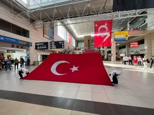 ANTALYA (AA) – Fraport TAV Antalya Havalimanı'nda, Cumhuriyet'in kuruluşunun 100.