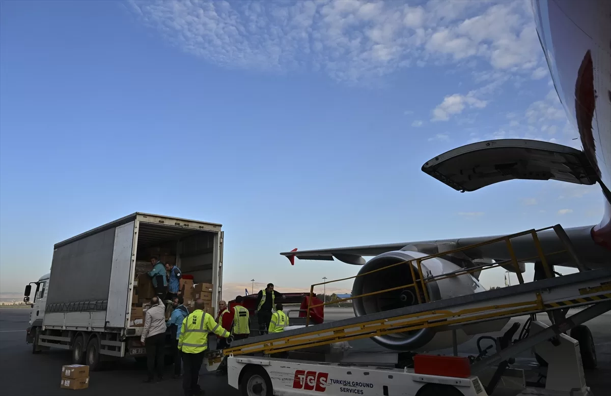 Gazze'ye ilaç ve tıbbi malzeme taşıyan uçak yola çıkacak