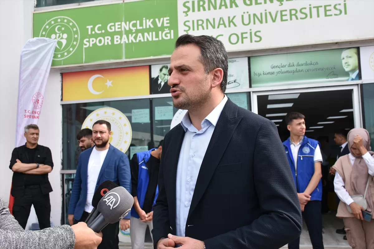 Gençlik ve Spor Bakan Yardımcısı Enes Eminoğlu, Şırnak'ta ziyaretlerde bulundu