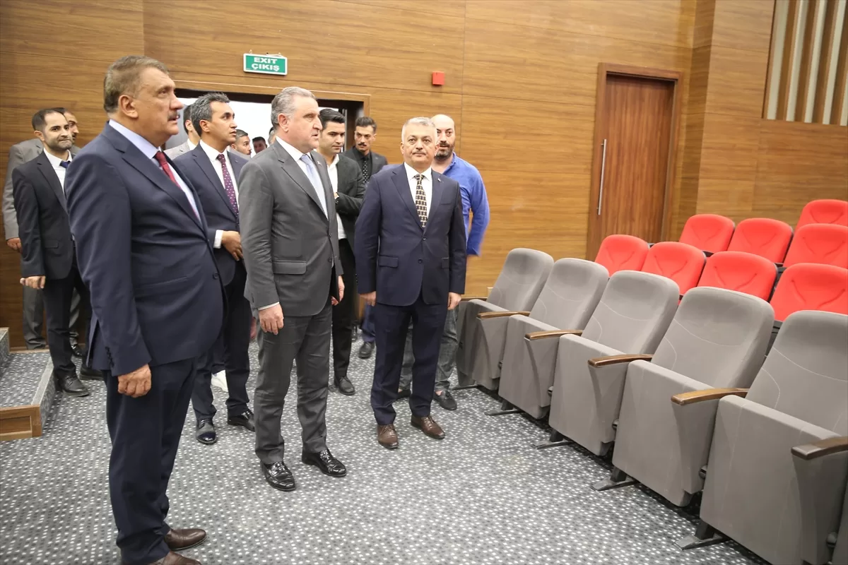 Gençlik ve Spor Bakanı Bak, Malatya'da ziyaret ve incelemelerde bulundu: