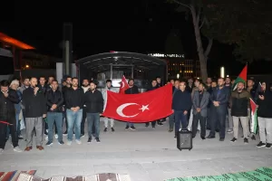 SİVAS (AA) – Sivas ve Niğde'de toplanan vatandaşlar, İsrail'in Gazze'deki