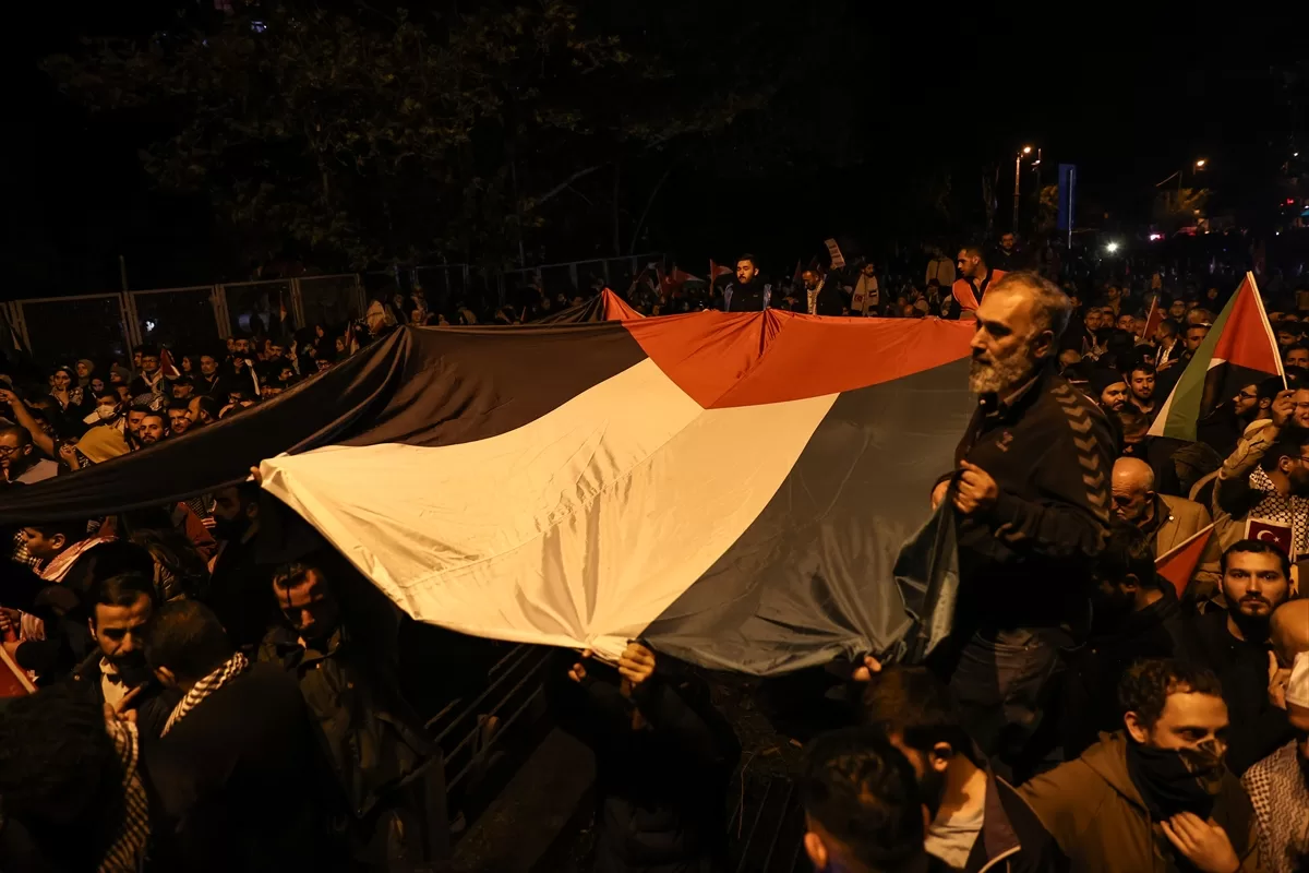 İsrail'in Gazze'ye saldırıları ABD'nin İstanbul Başkonsolosluğu önünde protesto edildi