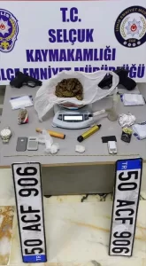 İZMİR (AA) – İzmir'in Selçuk ilçesinde düzenlenen operasyonda gözaltına alınan