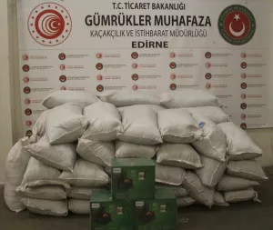 ANKARA (AA) – Ticaret Bakanlığı Gümrük Muhafaza ekipleri, Kapıkule Gümrük