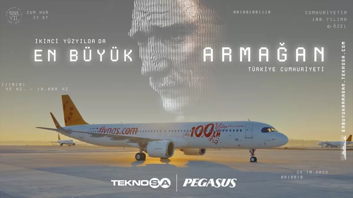 Pegasus yolcularına Atatürk'ün sesiyle sürpriz yaptı