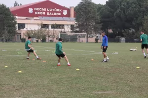 SAKARYA (AA) – Sakaryaspor, Trendyol 1. Lig'in 11. haftasında evinde