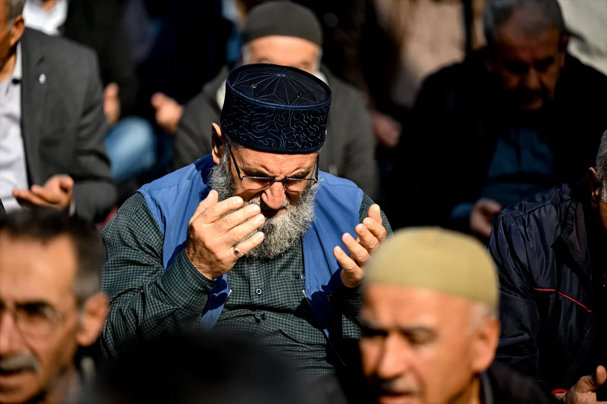 Ankara Büyükşehir Belediyesi, Büyük Önder Atatürk'ün vefatının 85'inci yılında 5 camide mevlit okuttu