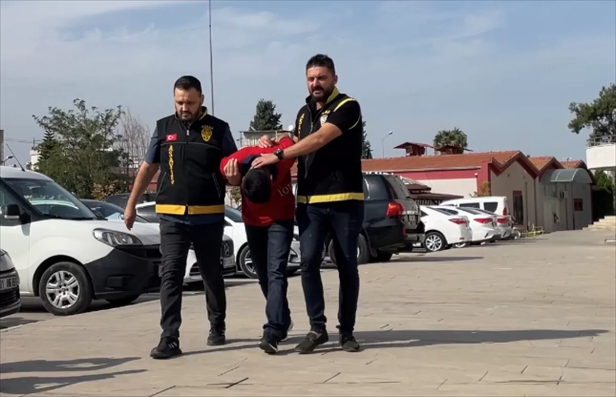 Adana'da kameradan belirlenerek yakalanan kapkaççı tutuklandı