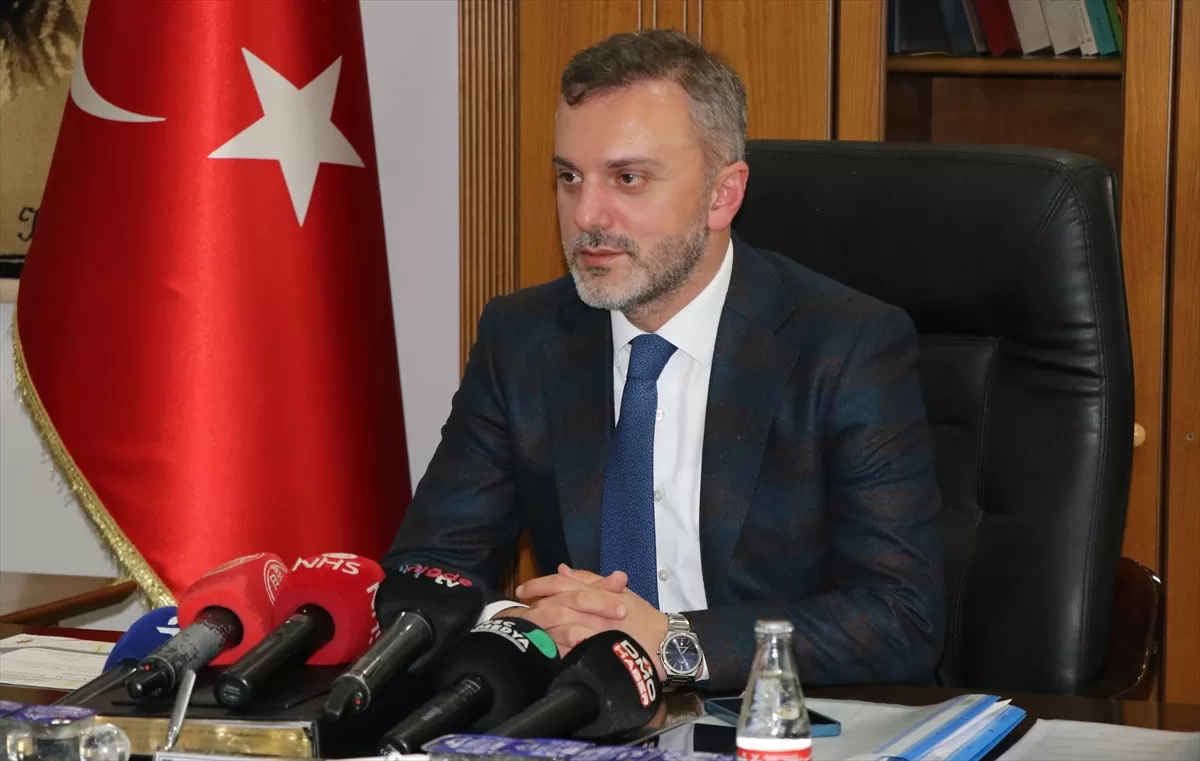 AK Parti Genel Başkan Yardımcısı Kandemir, Niğde'de konuştu: