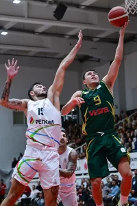 - Aliağa Petkimspor: 94 - Manisa Büyükşehir Belediyespor: 74