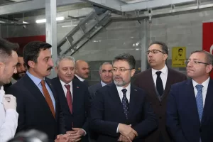 KARS (AA) – Tarım ve Orman Bakanı İbrahim Yumaklı, hayvancılar