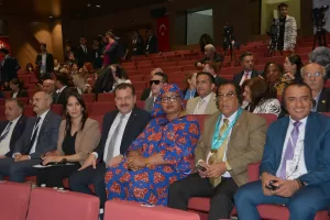 BALIKESİR (AA) – Balıkesir'de, Büyükşehir Belediyesince uluslararası katılımla "Kentlerde Sürdürülebilir